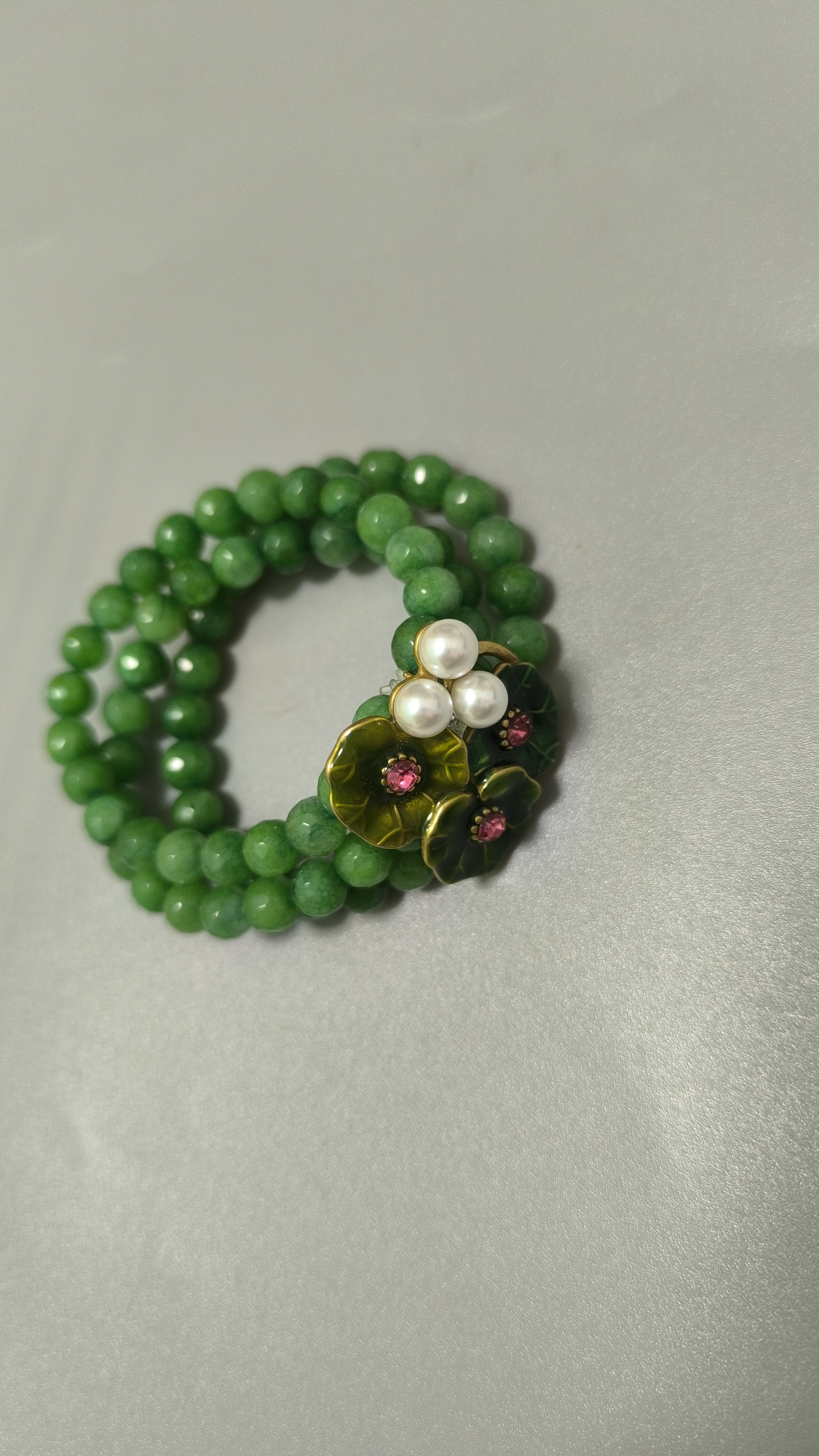 Chinese style green floral beads bracelet