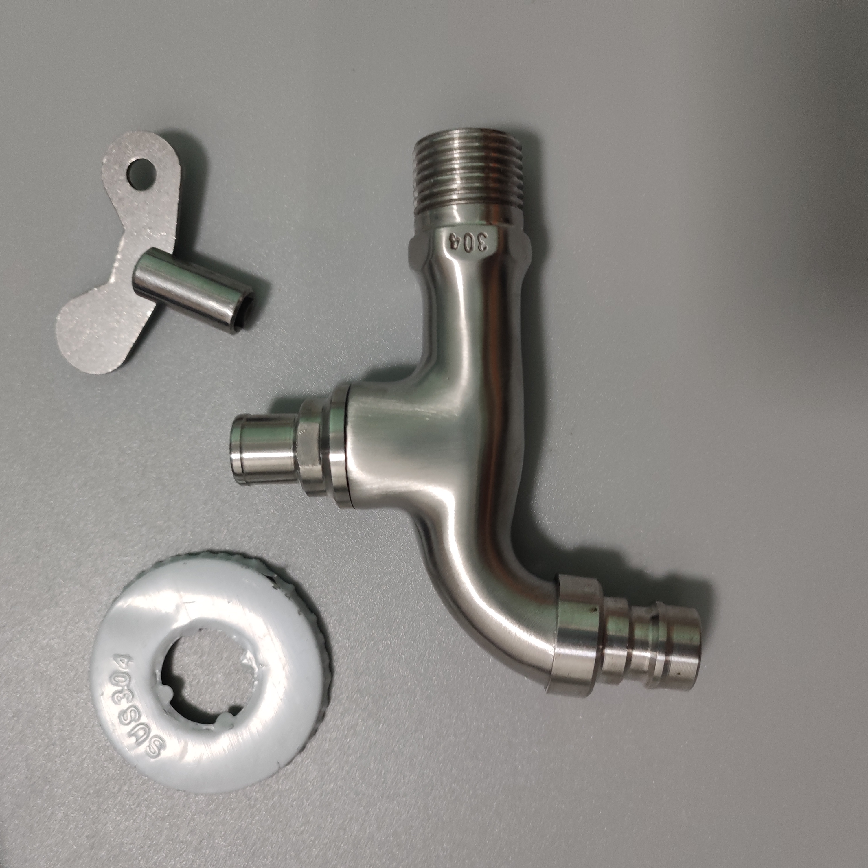 key lockable outdoor faucet slow on basin tap