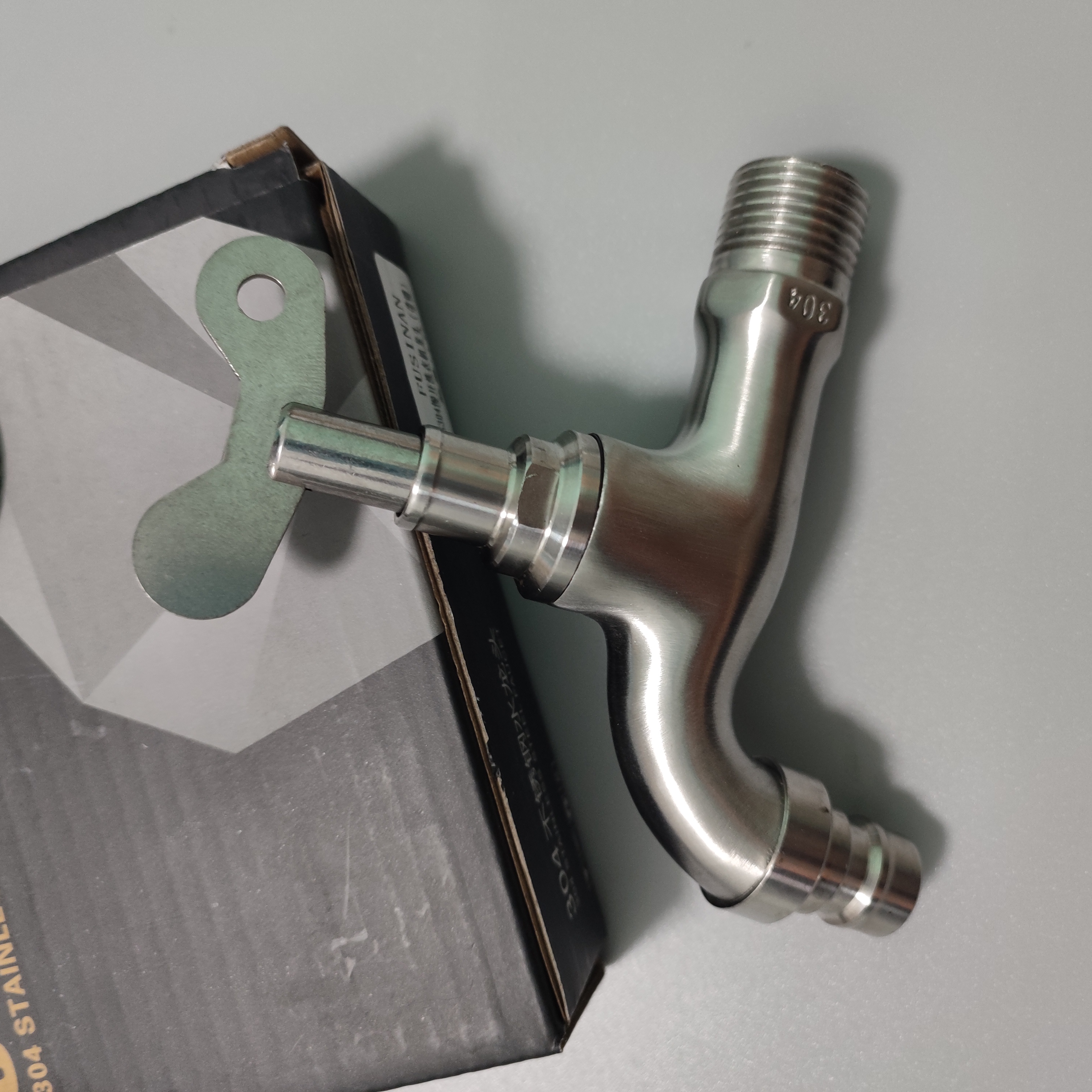 key lockable outdoor faucet slow on basin tap